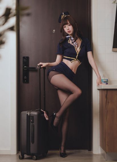 年轻漂亮岳每4观看_国语配音超清