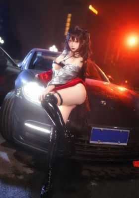 赤裸特工_720高清完整版